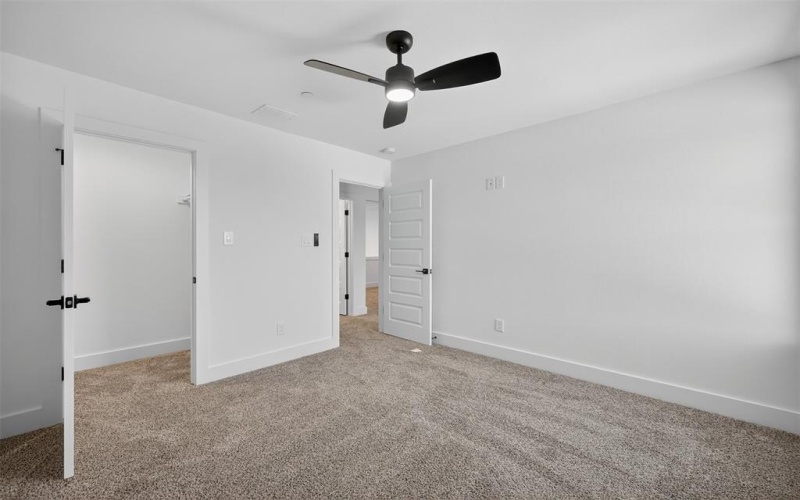 8906 Lowell Street, Rowlett, TX 75089, 3 Habitaciones Habitaciones , ,2 BañosBaños,Residential,En Venta,8906 Lowell Street,21008219