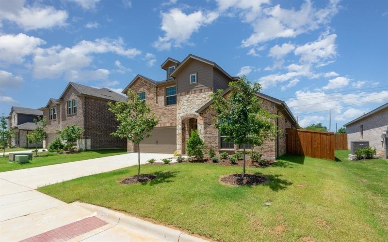 2701 Donella Drive, Denton, TX 76207, 4 Habitaciones Habitaciones , ,3 BañosBaños,Residential,En Venta,2701 Donella Drive,0,21008266