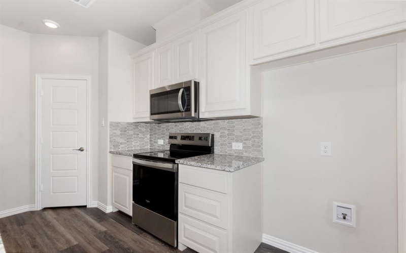2400 Glasgow Drive, Denton, TX 76207, 4 Bedrooms Bedrooms, ,3 BathroomsBathrooms,Residential,For Sale,2400 Glasgow Drive,0,21008284