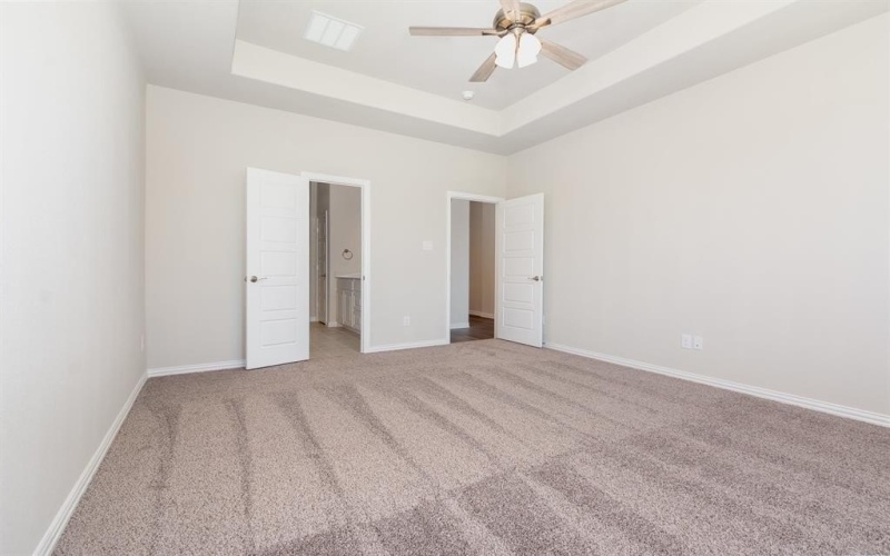 2400 Glasgow Drive, Denton, TX 76207, 4 Bedrooms Bedrooms, ,3 BathroomsBathrooms,Residential,For Sale,2400 Glasgow Drive,0,21008284