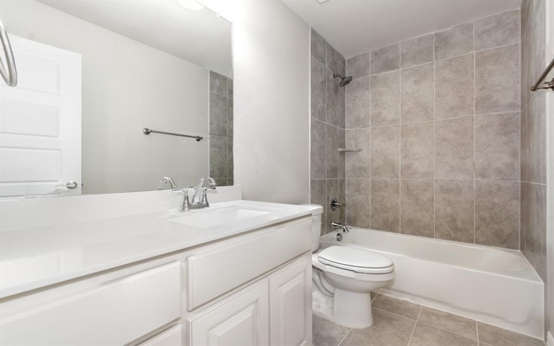 2400 Glasgow Drive, Denton, TX 76207, 4 Bedrooms Bedrooms, ,3 BathroomsBathrooms,Residential,For Sale,2400 Glasgow Drive,0,21008284
