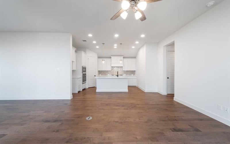 529 Banks Street, Celina, TX 75009, 3 Bedrooms Bedrooms, ,2 BathroomsBathrooms,Residential,For Sale,529 Banks Street,0,21008327