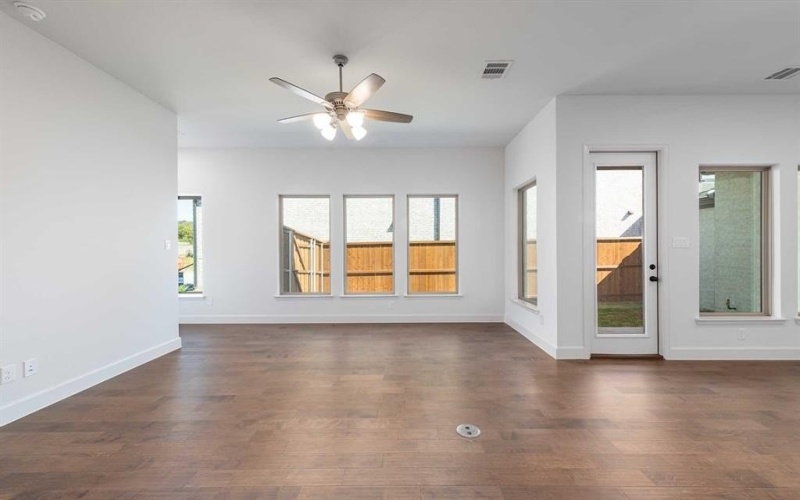 529 Banks Street, Celina, TX 75009, 3 Bedrooms Bedrooms, ,2 BathroomsBathrooms,Residential,For Sale,529 Banks Street,0,21008327
