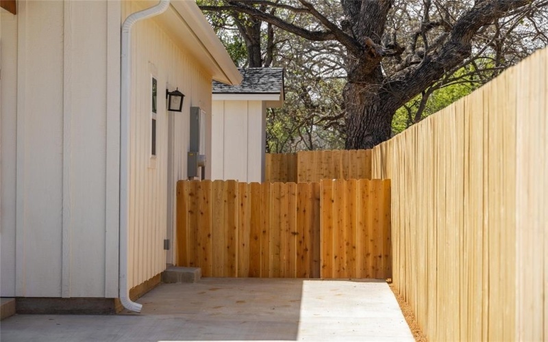 1105 1st Street, Brownwood, TX 76801, 3 Bedrooms Bedrooms, ,2 BathroomsBathrooms,Residential,For Sale,1105 1st Street,21008361