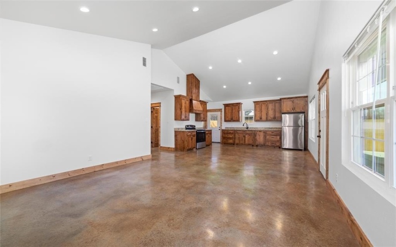 1105 1st Street, Brownwood, TX 76801, 3 Bedrooms Bedrooms, ,2 BathroomsBathrooms,Residential,For Sale,1105 1st Street,21008361