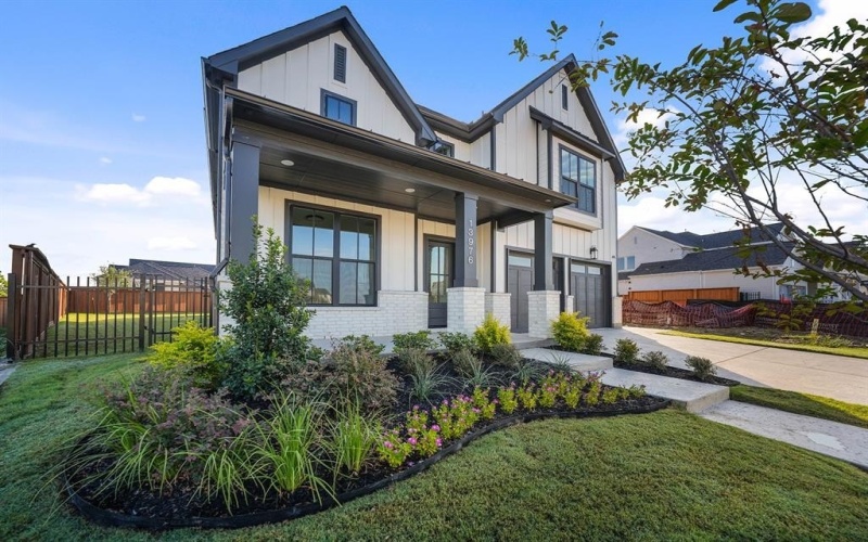 13976 Malinda Drive, Frisco, TX 75035, 5 Bedrooms Bedrooms, ,5 BathroomsBathrooms,Residential,For Sale,13976 Malinda Drive,0,21008605