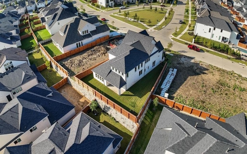 13976 Malinda Drive, Frisco, TX 75035, 5 Bedrooms Bedrooms, ,5 BathroomsBathrooms,Residential,For Sale,13976 Malinda Drive,0,21008605