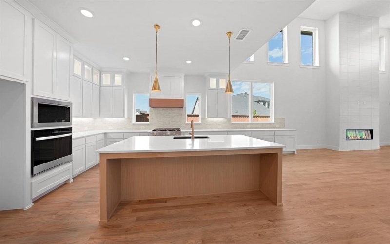 13976 Malinda Drive, Frisco, TX 75035, 5 Bedrooms Bedrooms, ,5 BathroomsBathrooms,Residential,For Sale,13976 Malinda Drive,0,21008605