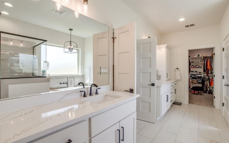 3101 Infinity Drive, Weatherford, TX 76087, 4 Bedrooms Bedrooms, ,2 BathroomsBathrooms,Residential,For Sale,3101 Infinity Drive,0,21008718