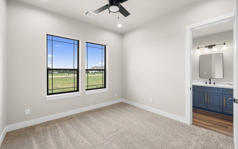 114 Country View Lane, Schulenburg, TX 78956, 4 Habitaciones Habitaciones , ,3 BañosBaños,Granja,En Venta,114 Country View Lane,152717