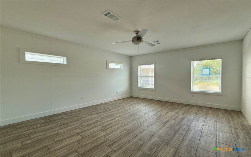 203 Villa Street, Cuero, TX 77954, 4 Bedrooms Bedrooms, ,2 BathroomsBathrooms,Residential,For Sale,203 Villa Street,587260