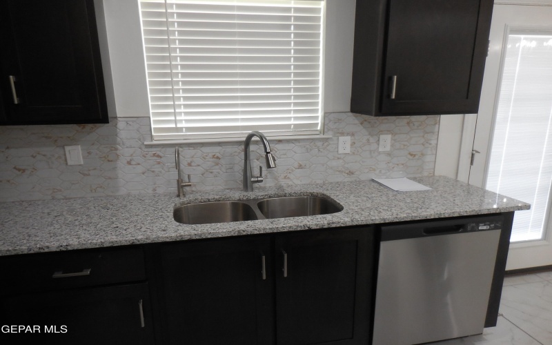 12800 Giovnni Grajeda Avenue, El Paso, TX 79928, 3 Habitaciones Habitaciones , ,1 BañoBaños,Residential,En Venta,12800 Giovnni Grajeda Avenue,926986