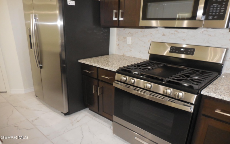 12800 Giovnni Grajeda Avenue, El Paso, TX 79928, 3 Habitaciones Habitaciones , ,1 BañoBaños,Residential,En Venta,12800 Giovnni Grajeda Avenue,926986