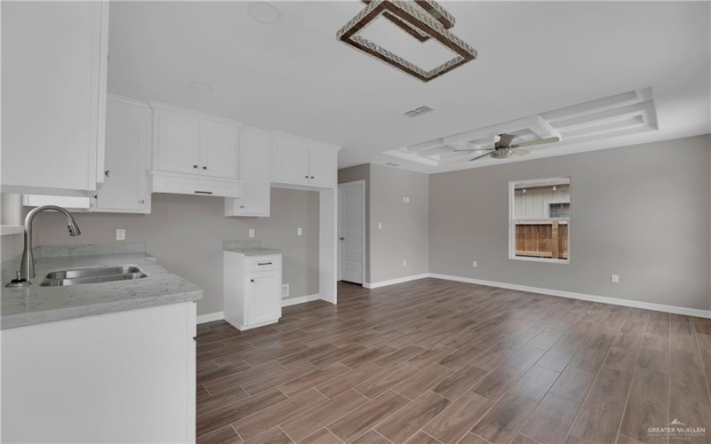 511 E Huisache Street, Weslaco, TX 78596, 3 Bedrooms Bedrooms, ,2 BathroomsBathrooms,Residential,For Sale,511 E Huisache Street,0,476486