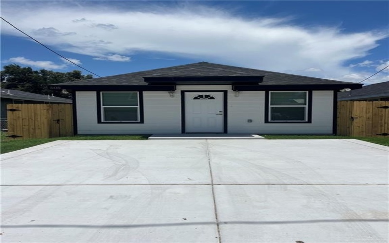 513 E Huisache Street, Weslaco, TX 78596, 3 Habitaciones Habitaciones , ,2 BañosBaños,Residential,En Venta,513 E Huisache Street,476644