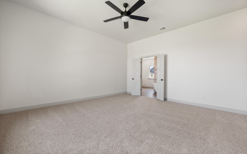 13927 Quinton Avenue, Lubbock, TX 79424, 4 Habitaciones Habitaciones , ,3 BañosBaños,Residential,En Venta,13927 Quinton Avenue,202558161
