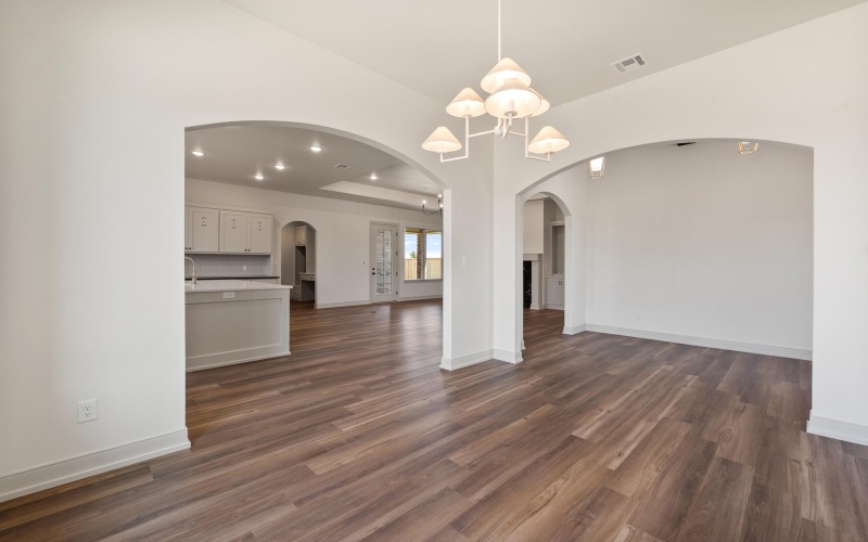13927 Quinton Avenue, Lubbock, TX 79424, 4 Habitaciones Habitaciones , ,3 BañosBaños,Residential,En Venta,13927 Quinton Avenue,202558161