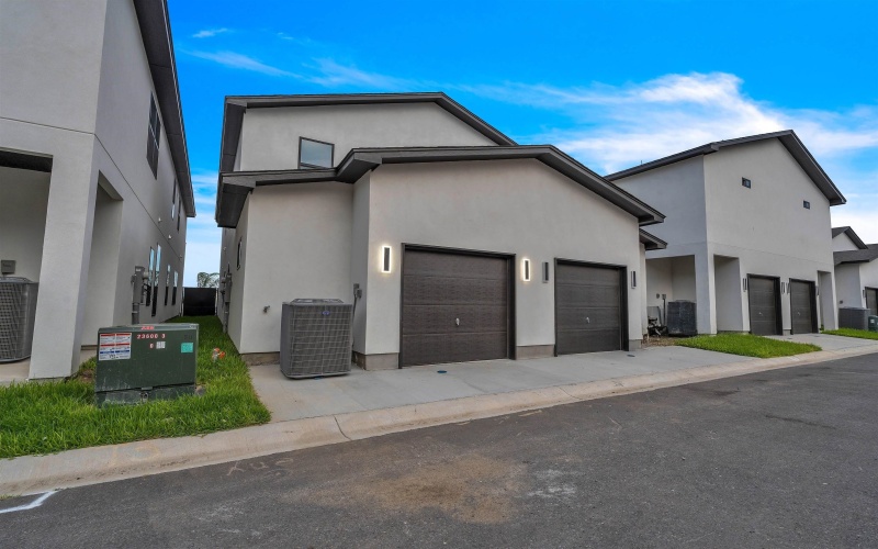8218 Casa Verde Rd, Laredo, TX 78045, 3 Habitaciones Habitaciones , ,2 BañosBaños,Residential,En Venta,8218 Casa Verde Rd,20253193