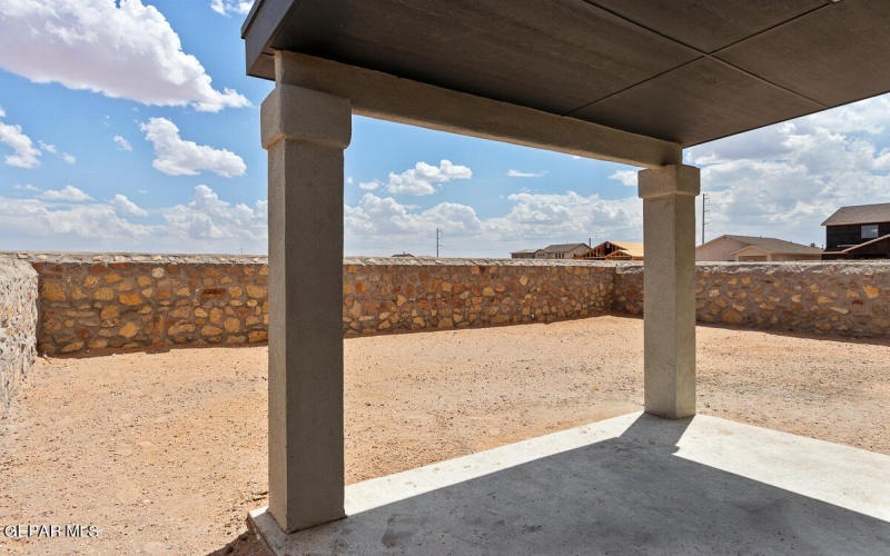 165 White Oaks Trail, Sunland Park, NM 88063, 5 Habitaciones Habitaciones , ,3 BañosBaños,Residential,En Venta,165 White Oaks Trail,905396