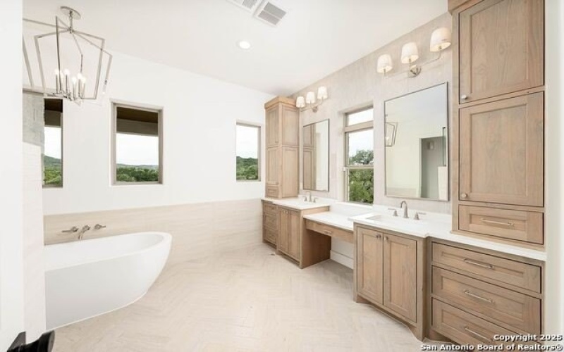 24102 Shelton Spg, San Antonio, TX 78255-4453, 4 Habitaciones Habitaciones , ,5 BañosBaños,Residential,En Venta,24102 Shelton Spg,1886392