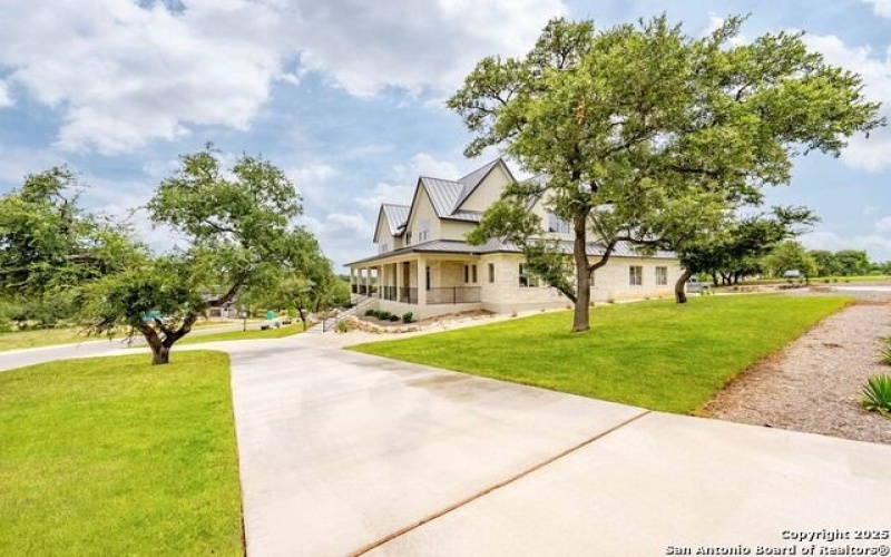 24102 Shelton Spg, San Antonio, TX 78255-4453, 4 Habitaciones Habitaciones , ,5 BañosBaños,Residential,En Venta,24102 Shelton Spg,1886392