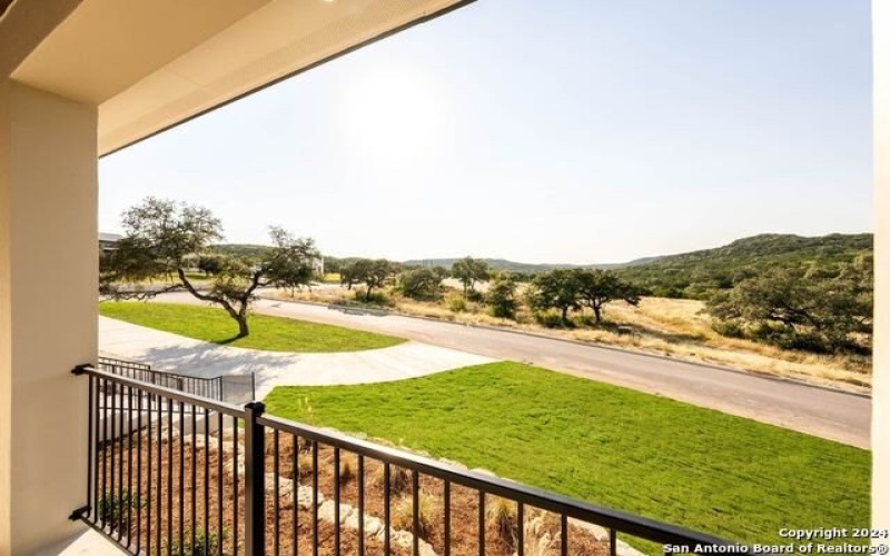 24102 Shelton Spg, San Antonio, TX 78255-4453, 4 Habitaciones Habitaciones , ,5 BañosBaños,Residential,En Venta,24102 Shelton Spg,1886392