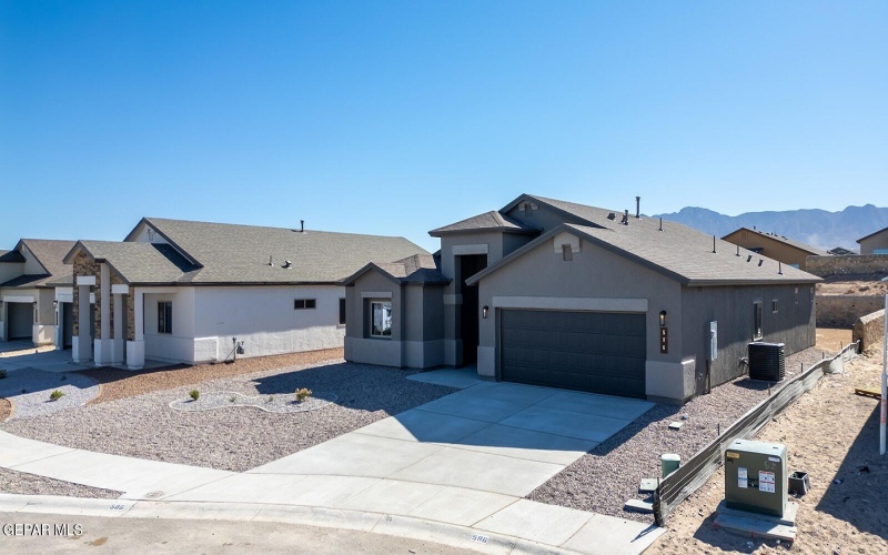 920 Foley Place, El Paso, TX 79928, 4 Habitaciones Habitaciones , ,1 BañoBaños,Residential,En Venta,920 Foley Place,897751