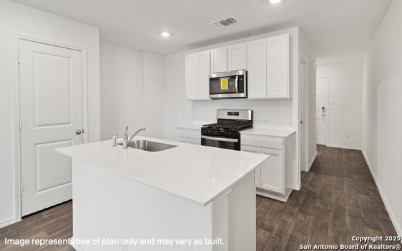 9915 De Allende Path, San Antonio, TX 78221, 3 Habitaciones Habitaciones , ,2 BañosBaños,Residential,En Venta,9915 De Allende Path,1886496