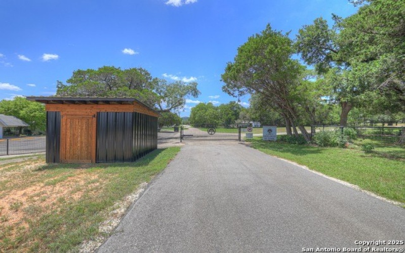 14147 Fm 306, Canyon Lake, TX 78133, ,Commercial Sale,En Venta,14147 Fm 306,1886509