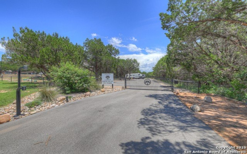 14147 Fm 306, Canyon Lake, TX 78133, ,Commercial Sale,En Venta,14147 Fm 306,1886509