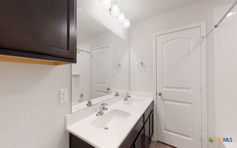1712 Paint Horse Trail, Harker Heights, TX 76548, 4 Bedrooms Bedrooms, ,2 BathroomsBathrooms,Residential,For Sale,1712 Paint Horse Trail,0,574161