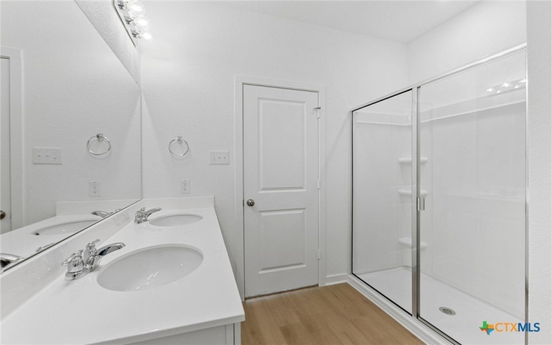 1513 Sky Vista Drive, Belton, TX 76513, 3 Bedrooms Bedrooms, ,2 BathroomsBathrooms,Residential,For Sale,1513 Sky Vista Drive,0,587336