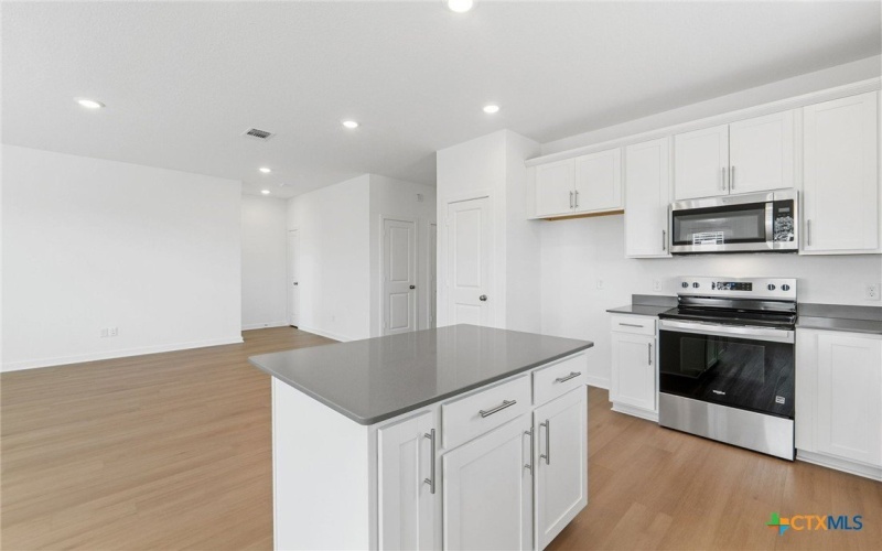 1513 Sky Vista Drive, Belton, TX 76513, 3 Bedrooms Bedrooms, ,2 BathroomsBathrooms,Residential,For Sale,1513 Sky Vista Drive,0,587336