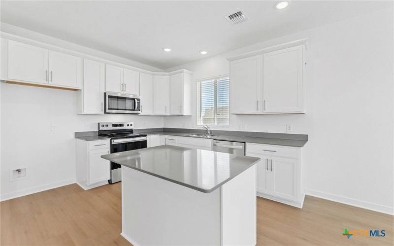 1513 Sky Vista Drive, Belton, TX 76513, 3 Bedrooms Bedrooms, ,2 BathroomsBathrooms,Residential,For Sale,1513 Sky Vista Drive,0,587336