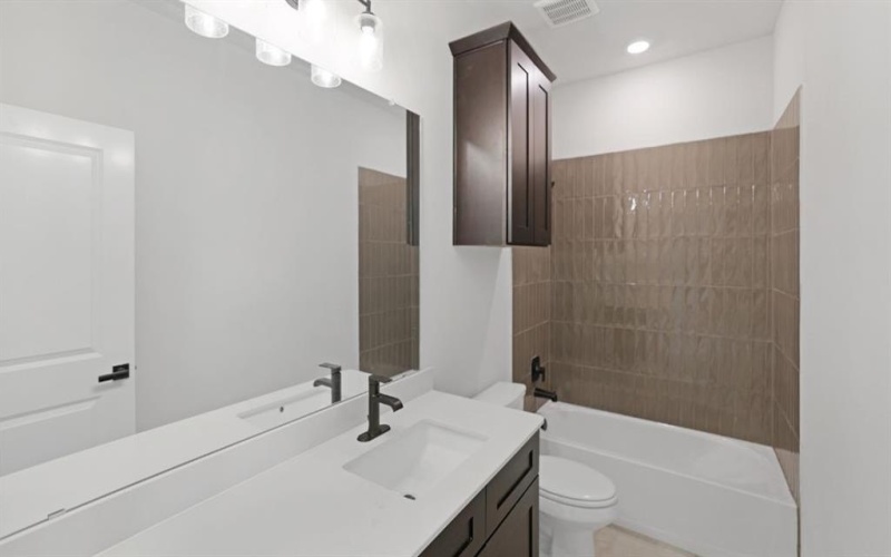 1620 Keneipp Road, Carrollton, TX 75006, 4 Habitaciones Habitaciones , ,3 BañosBaños,Residential,En Venta,1620 Keneipp Road,0,20918544