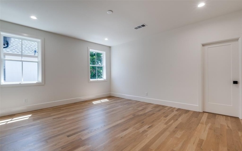6242 Llano Avenue, Dallas, TX 75214, 4 Habitaciones Habitaciones , ,5 BañosBaños,Residential,En Venta,6242 Llano Avenue,20951725
