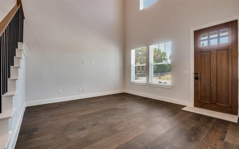 8028 Thomas Crossing, North Richland Hills, TX 76180, 3 Bedrooms Bedrooms, ,2 BathroomsBathrooms,Residential,For Sale,8028 Thomas Crossing,0,20956363