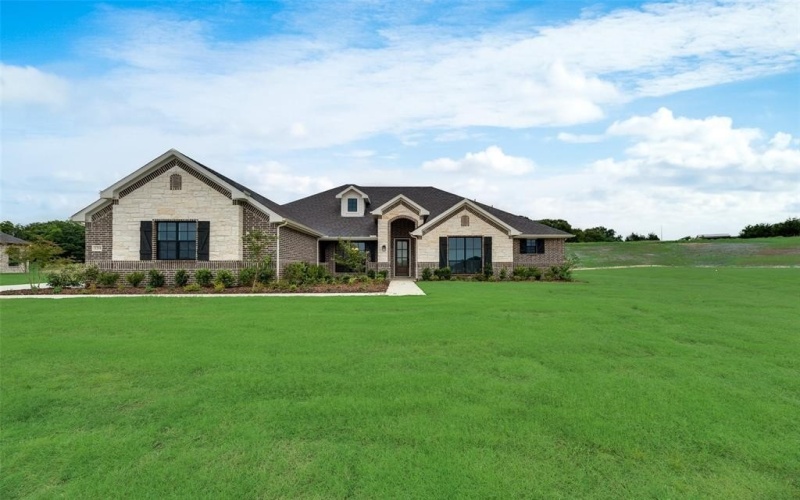 1210 Julian Drive, Van Alstyne, TX 75495, 3 Bedrooms Bedrooms, ,3 BathroomsBathrooms,Residential,For Sale,1210 Julian Drive,20959925