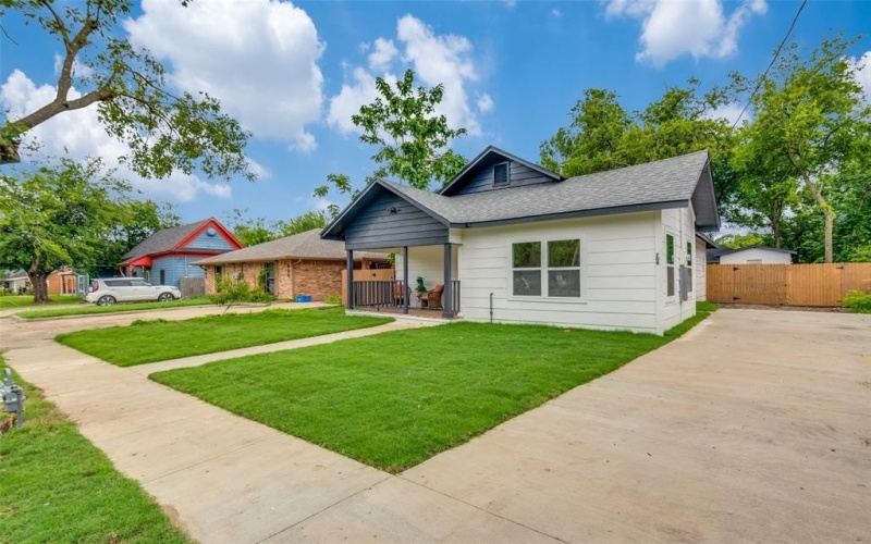 708 E Brin Street, Terrell, TX 75160, 3 Bedrooms Bedrooms, ,2 BathroomsBathrooms,Residential,For Sale,708 E Brin Street,20988751