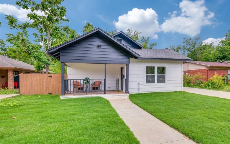 708 E Brin Street, Terrell, TX 75160, 3 Bedrooms Bedrooms, ,2 BathroomsBathrooms,Residential,For Sale,708 E Brin Street,20988751