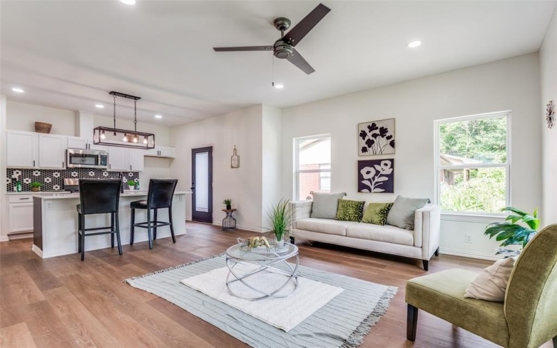 708 E Brin Street, Terrell, TX 75160, 3 Bedrooms Bedrooms, ,2 BathroomsBathrooms,Residential,For Sale,708 E Brin Street,20988751