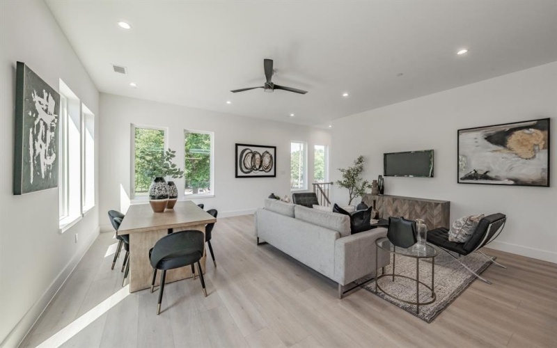 5320 Reiger Avenue #101-108, Dallas, TX 75214, 14 Bedrooms Bedrooms, ,11 BathroomsBathrooms,Residential Multi Family,For Sale,5320 Reiger Avenue,20996903