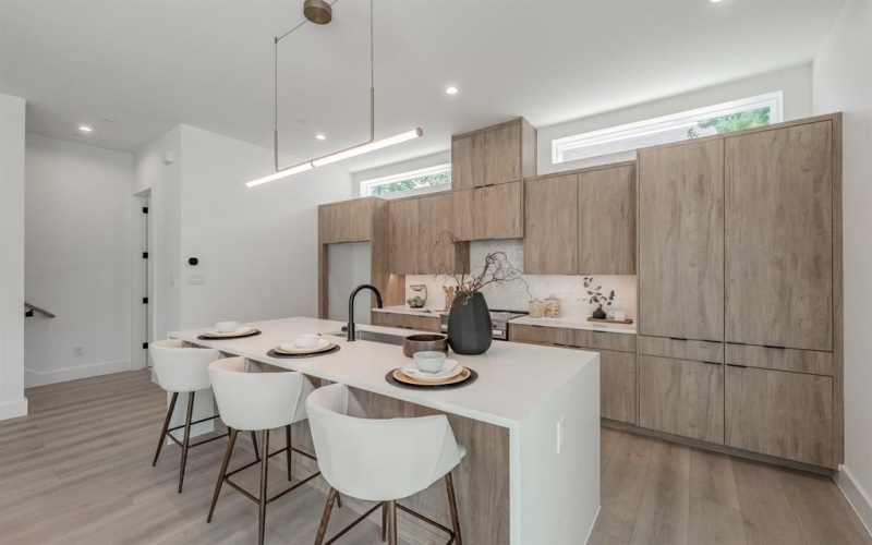 5320 Reiger Avenue #101-108, Dallas, TX 75214, 14 Bedrooms Bedrooms, ,11 BathroomsBathrooms,Residential Multi Family,For Sale,5320 Reiger Avenue,20996903