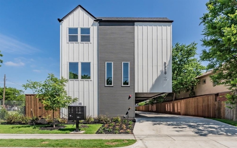 5320 Reiger Avenue #101-108, Dallas, TX 75214, 14 Bedrooms Bedrooms, ,11 BathroomsBathrooms,Residential Multi Family,For Sale,5320 Reiger Avenue,20996903