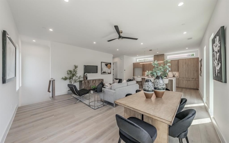 5320 Reiger Avenue #101-108, Dallas, TX 75214, 14 Bedrooms Bedrooms, ,11 BathroomsBathrooms,Residential Multi Family,For Sale,5320 Reiger Avenue,20996903