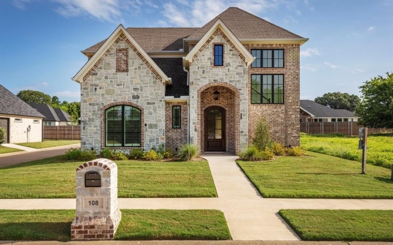 108 Winding Oaks Drive, Bullard, TX 75757, 3 Bedrooms Bedrooms, ,3 BathroomsBathrooms,Residential,For Sale,108 Winding Oaks Drive,0,21002896
