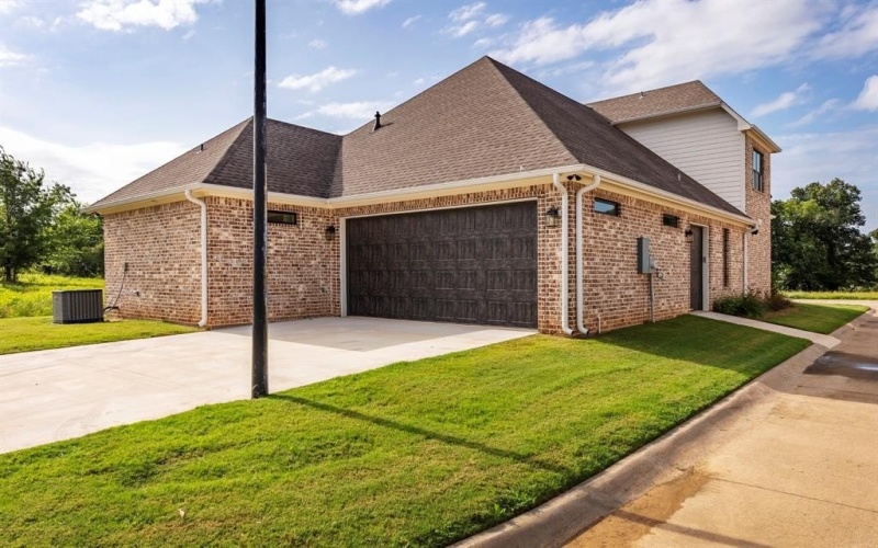 108 Winding Oaks Drive, Bullard, TX 75757, 3 Bedrooms Bedrooms, ,3 BathroomsBathrooms,Residential,For Sale,108 Winding Oaks Drive,0,21002896