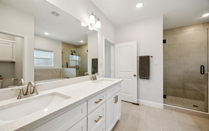 7411 Linda Lane, Dallas, TX 75241, 4 Bedrooms Bedrooms, ,2 BathroomsBathrooms,Residential,For Sale,7411 Linda Lane,0,21003316