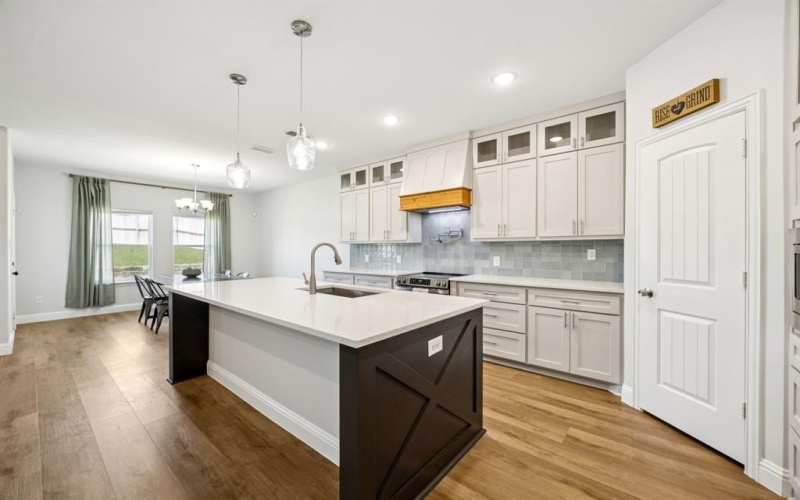 7411 Linda Lane, Dallas, TX 75241, 4 Bedrooms Bedrooms, ,2 BathroomsBathrooms,Residential,For Sale,7411 Linda Lane,0,21003316
