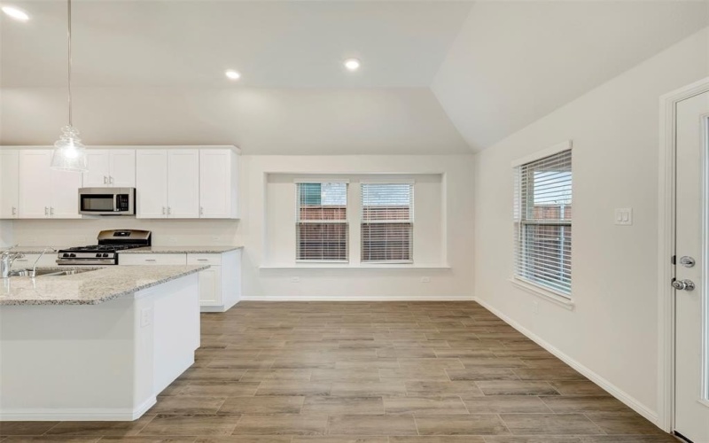 118 Hudson Lane, Justin, TX 76247, 4 Bedrooms Bedrooms, ,3 BathroomsBathrooms,Residential,For Sale,118 Hudson Lane,0,21003345